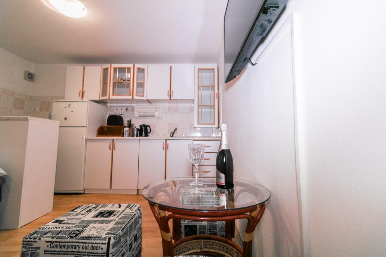 Fri Apartment Piran Eksteriør billede