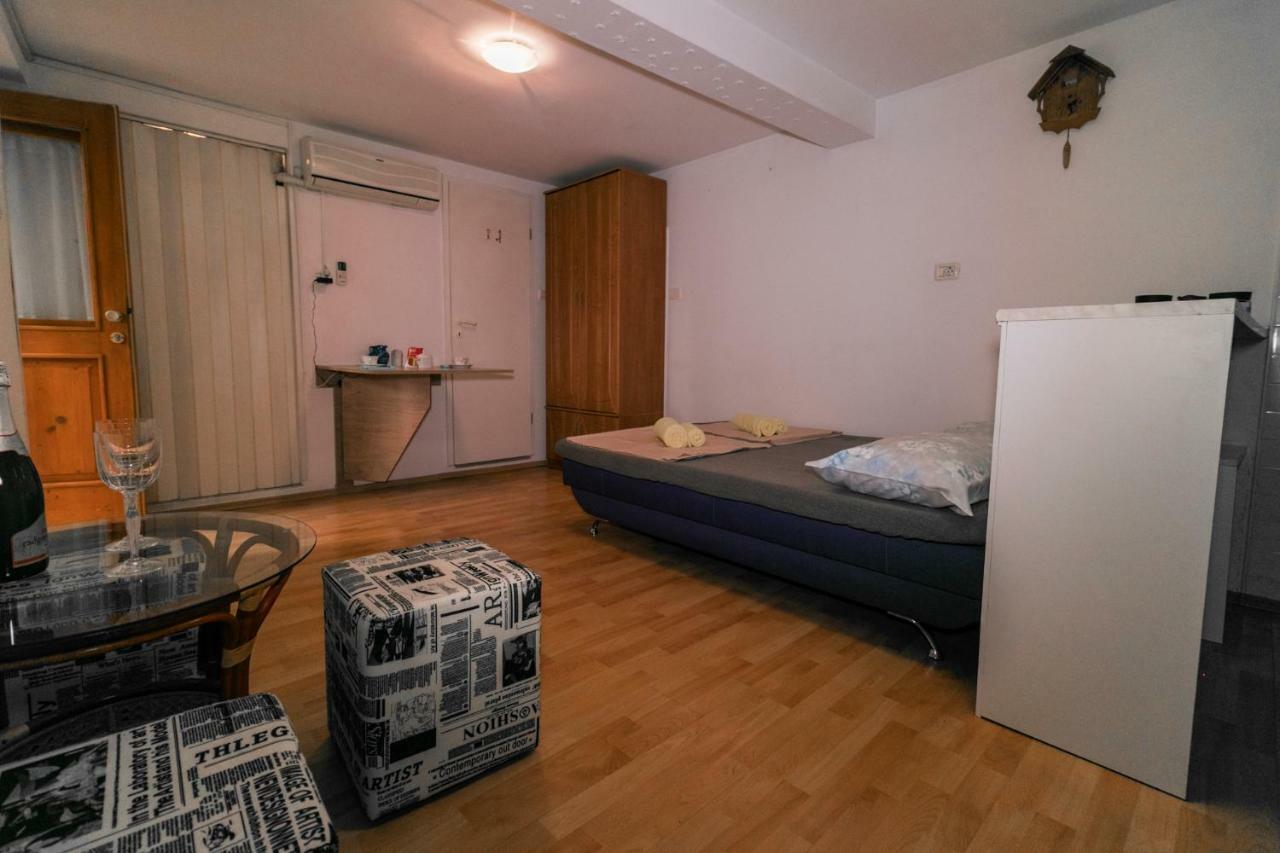 Fri Apartment Piran Eksteriør billede